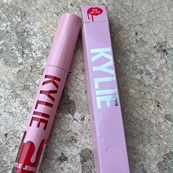🍭🎃Don’t @ Me Kylie Jenner Lip Lacquer - Picture 4 of 11